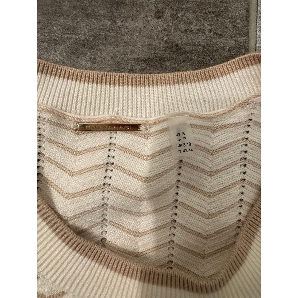 Ellie Tahari Women's, Zig Zag Beige And Cream Sweater, Short Sleeve, Small, EUC - Picture 6 of 7